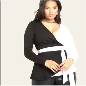 🍁Eloquii Black and White Wrap Blouse